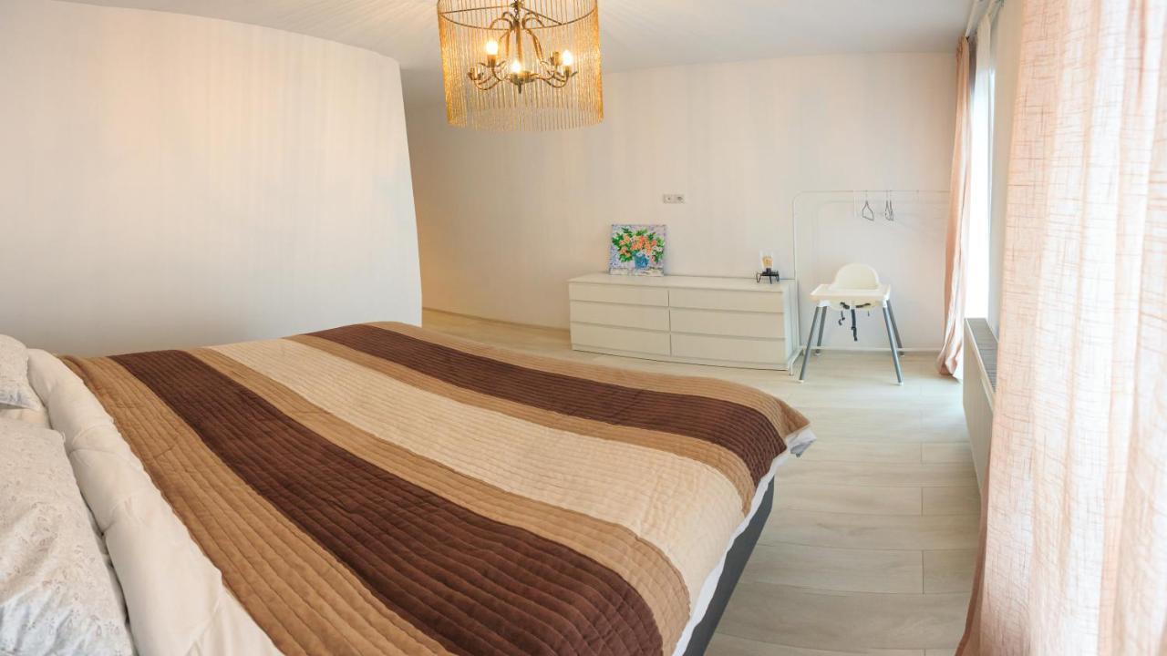 Mmc Apartament Braşov Exterior foto
